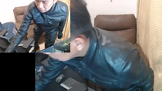 Snapshot of Leatherbdsm81 chatting on 30, 4, 2026 Leatherbdsm81 online show from 30, 4, 2026