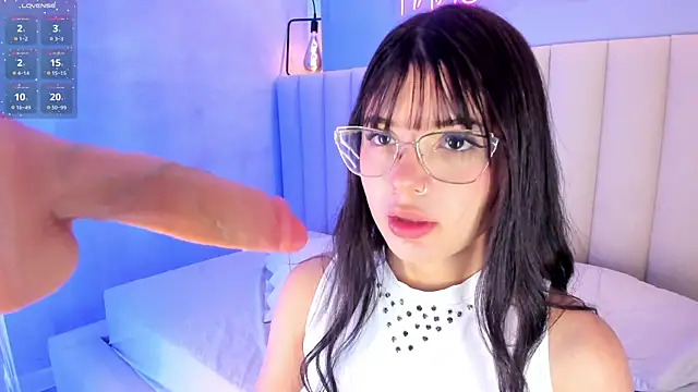 cherry monroe online show from 6, 2, 2026