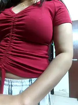 Snapshot of divyajaan4763 chatting on 23, 4, 2026 divyajaan4763 online show from 23, 4, 2026