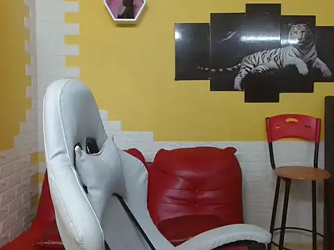 Snapshot of chacorta_ chatting on 21, 4, 2026 chacorta online show from 21, 4, 2026