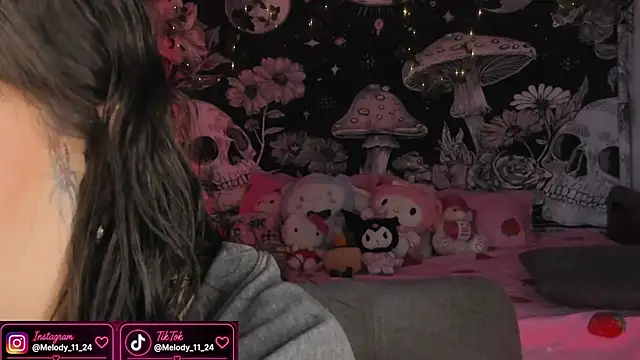 Snapshot of Tamara_uwu chatting on 23, 7, 2026 Tamara uwu online show from 23, 7, 2026