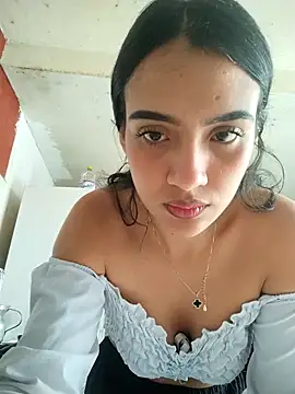 Snapshot of cynliu chatting on 15, 4, 2026 cynliu online show from 15, 4, 2026