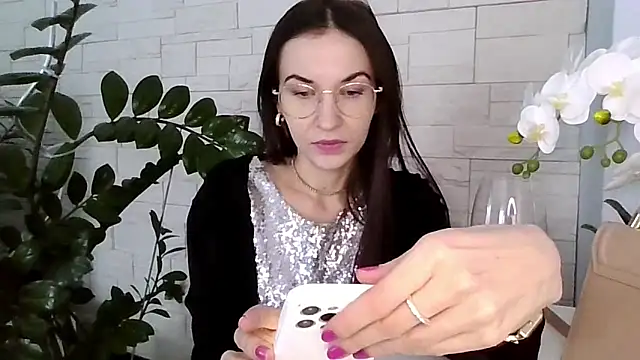 Snapshot of JuliaLovely chatting on 17, 2, 2026 JuliaLovely online show from 17, 2, 2026