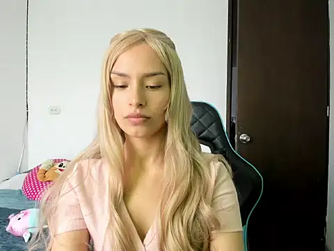 Megan Blue  online show from 18, 2, 2026