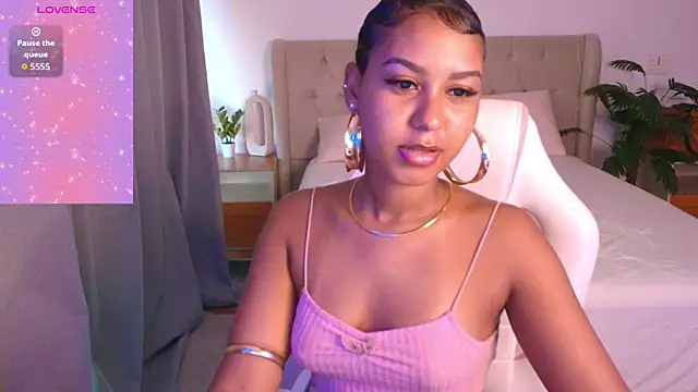 Snapshot of Susan_Backer chatting on 26, 4, 2026 Susan Backer online show from 26, 4, 2026