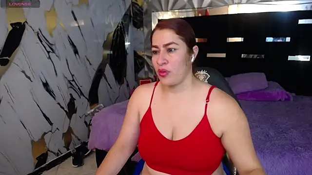 Snapshot of Alison-mar chatting on 1, 5, 2026 Alison-mar online show from 1, 5, 2026
