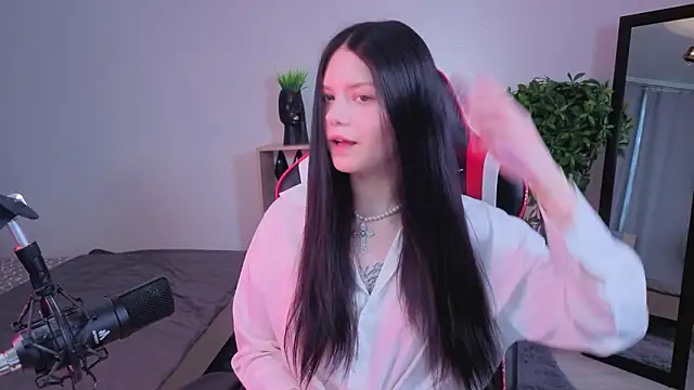 Maria trend online show from 14, 2, 2026