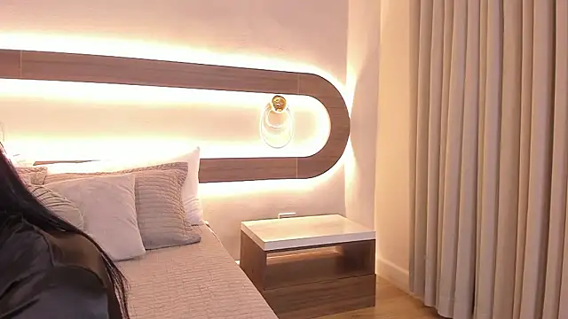 Violeta sum online show from 6, 3, 2026