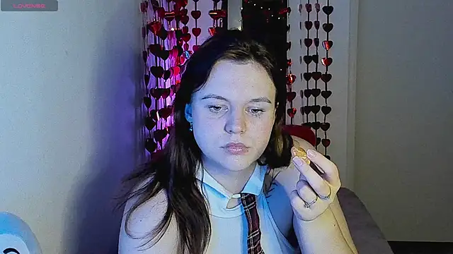 Snapshot of Lika__Sweeet chatting on 4, 2, 2026 Lika Sweeet online show from 4, 2, 2026