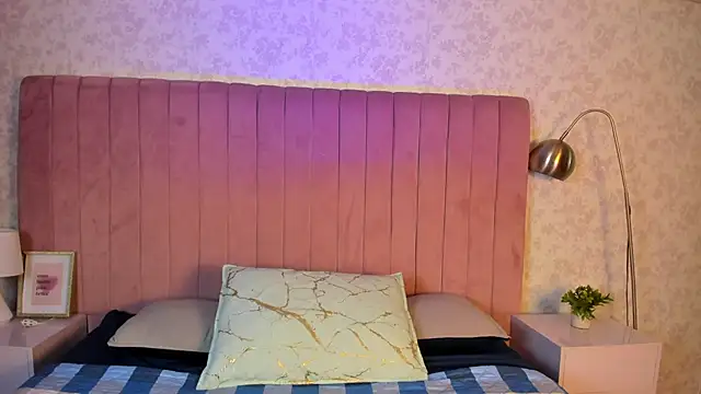 Snapshot of Katiawilson chatting on 11, 2, 2026 Katiawilson online show from 11, 2, 2026