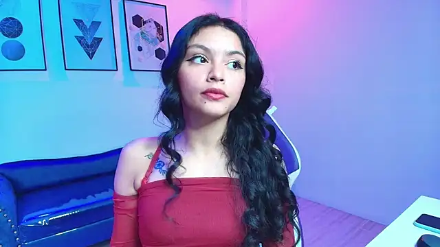 Snapshot of Maddie_T18 chatting on 24, 3, 2026 Maddie T18 online show from 24, 3, 2026
