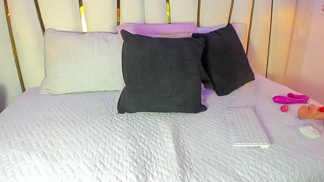 SofiaGlow  online show from 27, 2, 2026