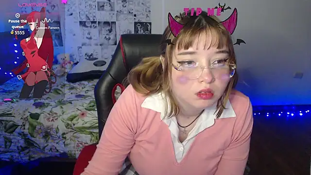 Cherrybloom692 online show from 8, 2, 2026