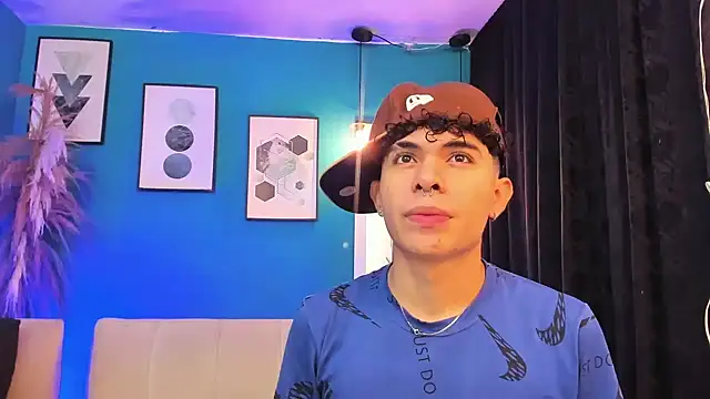 Snapshot of DesiresOfOlympus_ chatting on 8, 2, 2026 DesiresOfOlympus online show from 8, 2, 2026