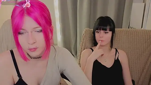 Snapshot of michelewild chatting on 5, 5, 2026 michelewild online show from 5, 5, 2026