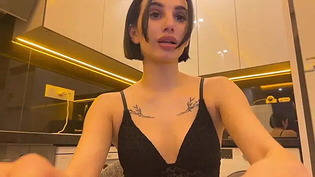 Snapshot of BlackFox_V chatting on 8, 2, 2026 BlackFox V online show from 8, 2, 2026