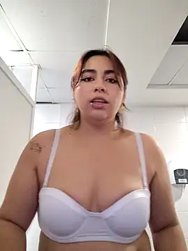 Snapshot of gissgirlll chatting on 12, 2, 2026 gissgirlll online show from 12, 2, 2026