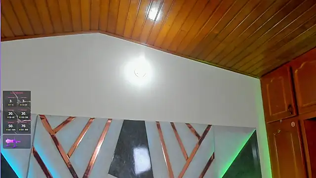 Snapshot of isa_kolins chatting on 20, 2, 2026 isa kolins online show from 20, 2, 2026