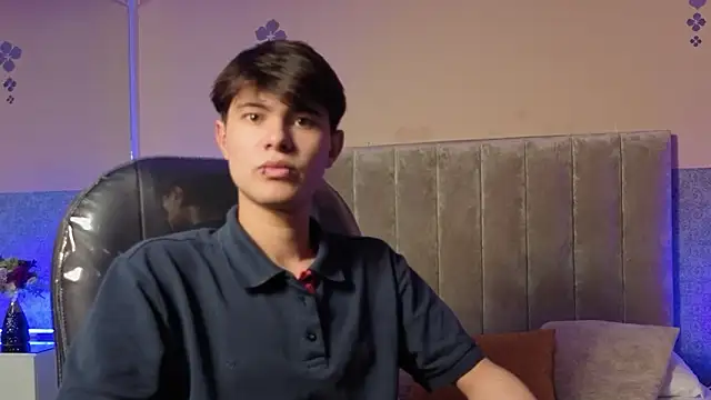 Snapshot of Derek_Sinn chatting on 28, 2, 2026 Derek Sinn online show from 28, 2, 2026