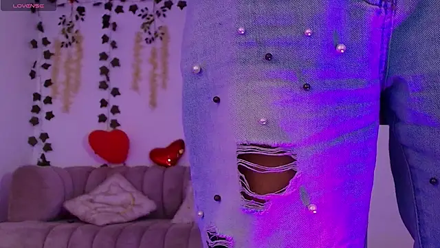 Stephanie Fontaine online show from 25, 2, 2026