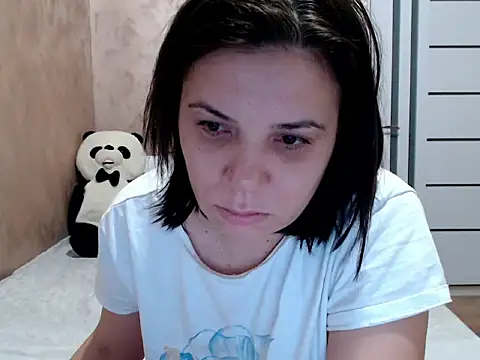 LorraGrey online show from 7, 2, 2026