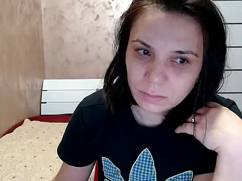 LorraGrey online show from 28, 2, 2026