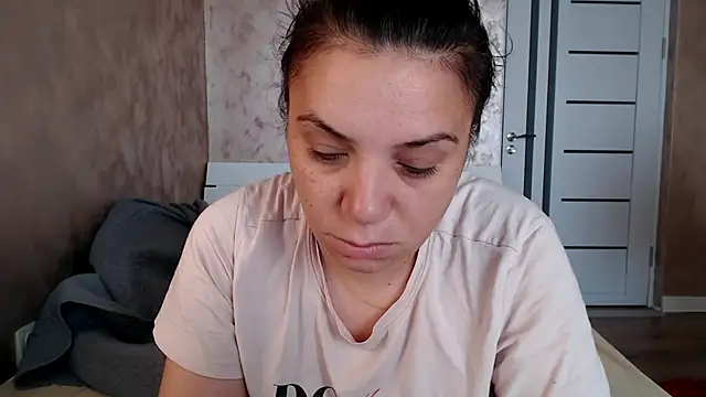 Snapshot of LorraGrey chatting on 15, 7, 2026 LorraGrey online show from 15, 7, 2026