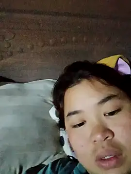 Jyllyy online show from 9, 2, 2026