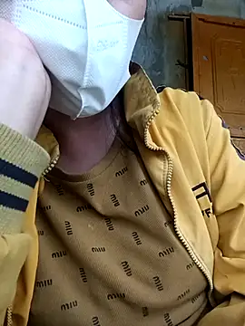 Snapshot of hot-luna- chatting on 4, 4, 2026 hot-luna- online show from 4, 4, 2026