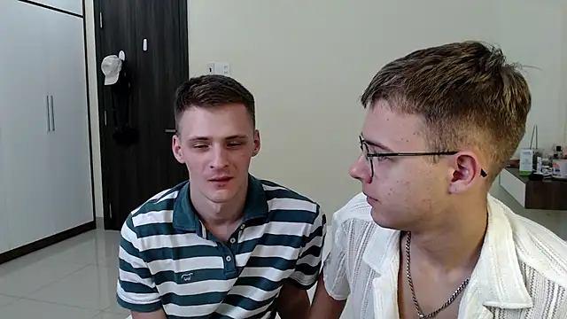 NikiKerryCum online show from 3, 5, 2026