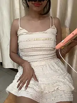 Snapshot of HEENA-STRIP chatting on 25, 2, 2026 HEENA-STRIP online show from 25, 2, 2026