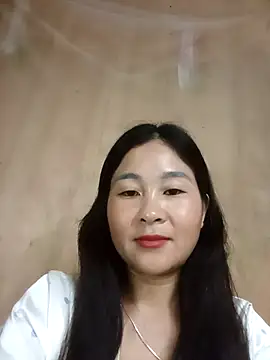 Snapshot of Dunk-namic chatting on 24, 4, 2026 Dunk-namic online show from 24, 4, 2026