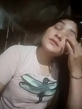 Snapshot of Momo-biki chatting on 9, 5, 2026 Momo-biki online show from 9, 5, 2026
