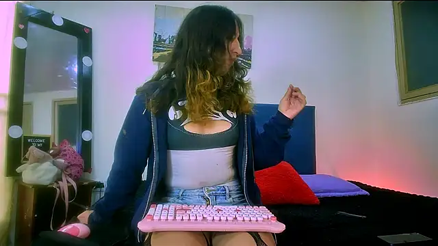 Snapshot of MEW_ALIX chatting on 18, 6, 2026 MEW ALIX online show from 18, 6, 2026