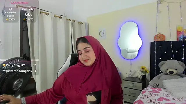 Snapshot of SamiraAwada chatting on 24, 4, 2026 SamiraAwada online show from 24, 4, 2026