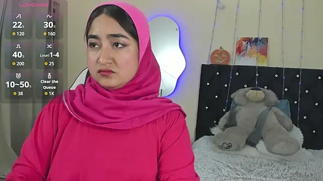 Snapshot of SamiraAwada chatting on 19, 5, 2026 SamiraAwada online show from 19, 5, 2026
