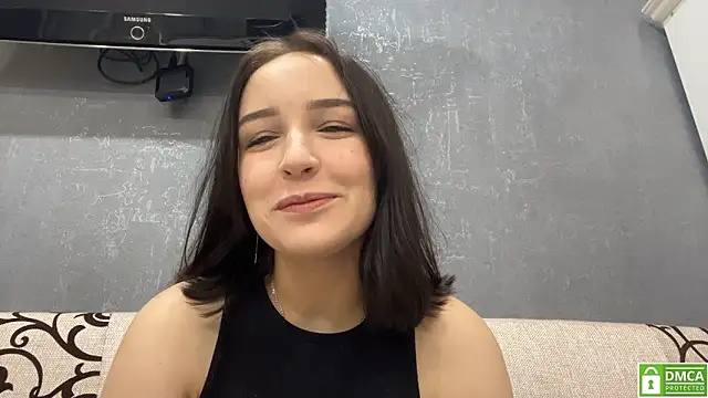 Snapshot of Sylynisem chatting on 2, 2, 2026 Sylynisem online show from 2, 2, 2026