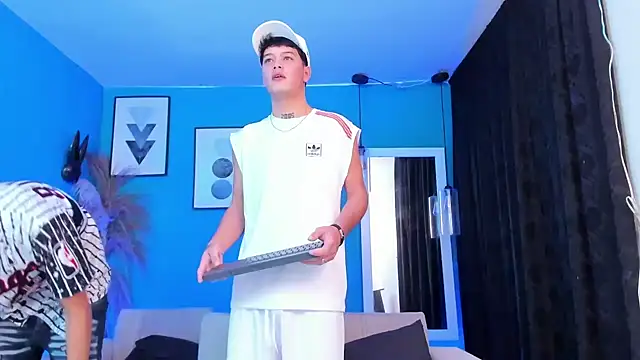 KingOfHeavens 2 online show from 24, 2, 2026