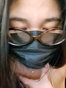 Snapshot of mini27mimi chatting on 9, 5, 2026 mini27mimi online show from 9, 5, 2026