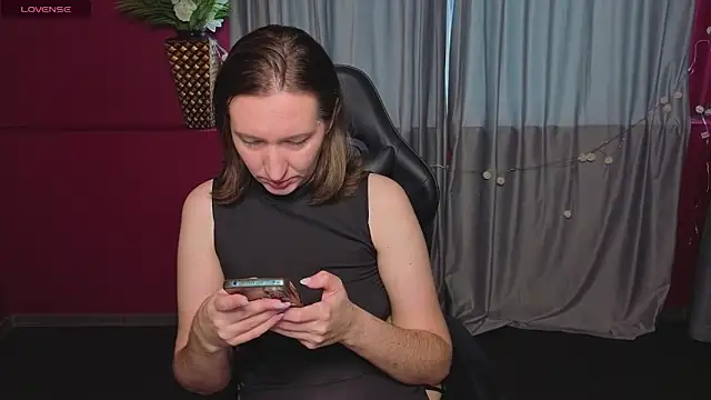 Snapshot of SelestiaSnata chatting on 7, 5, 2026 SelestiaSnata online show from 7, 5, 2026