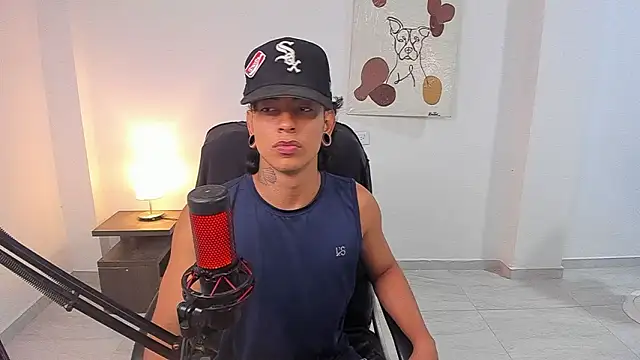 Snapshot of paisa_hotx chatting on 19, 2, 2026 paisa hotx online show from 19, 2, 2026