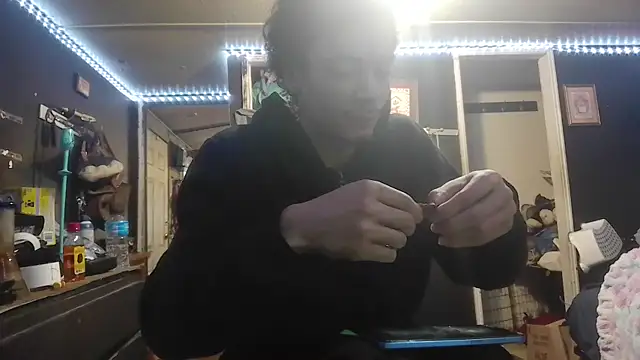 Snapshot of spooky425hd chatting on 31, 5, 2026 spooky425hd online show from 31, 5, 2026
