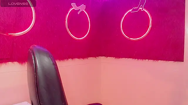 isabella vogue online show from 10, 2, 2026