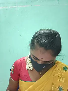 Tamil Hot Shana online show from 18, 5, 2026