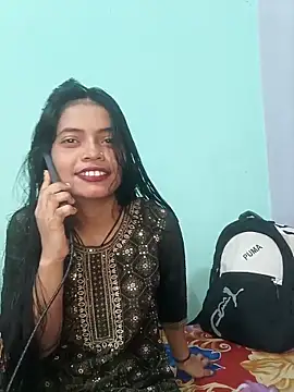 18 year old girl online show from 9, 4, 2026