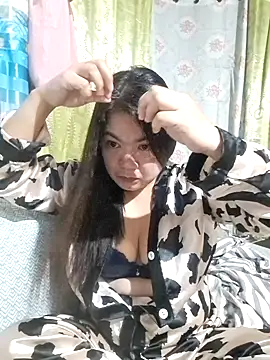 Snapshot of Zyramae_25 chatting on 5, 2, 2026 Zyramae 25 online show from 5, 2, 2026