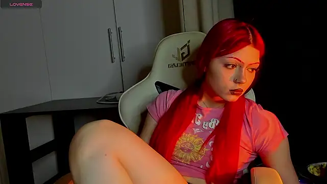 Leah Castro online show from 25, 2, 2026