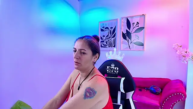 Madame scarlett online show from 12, 4, 2026