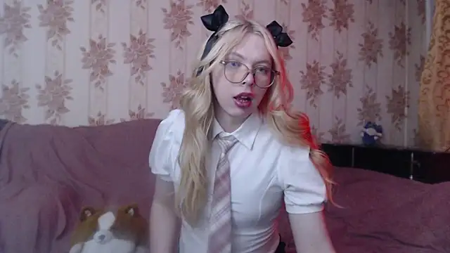 Cutie Bambi online show from 5, 2, 2026