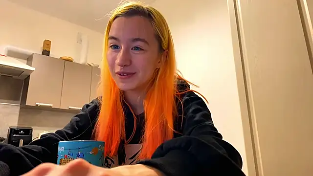 Snapshot of EmilyHein chatting on 27, 2, 2026 EmilyHein online show from 27, 2, 2026